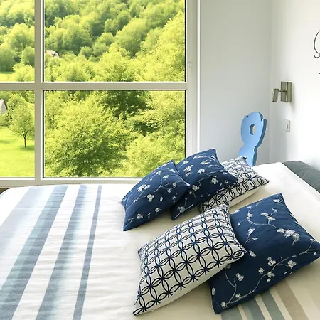 Janea Big Blue House * Reichsfeld